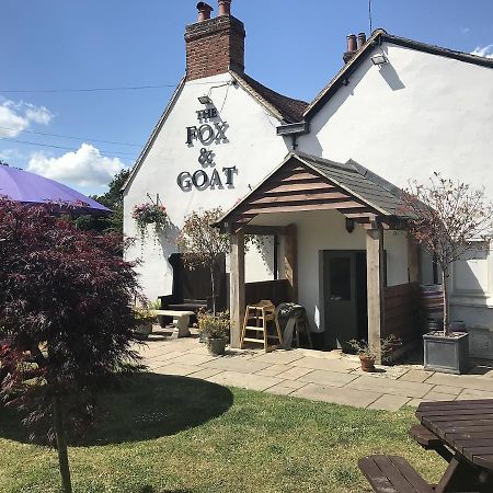 Fox And Goat Hotel Waterstock Екстериор снимка