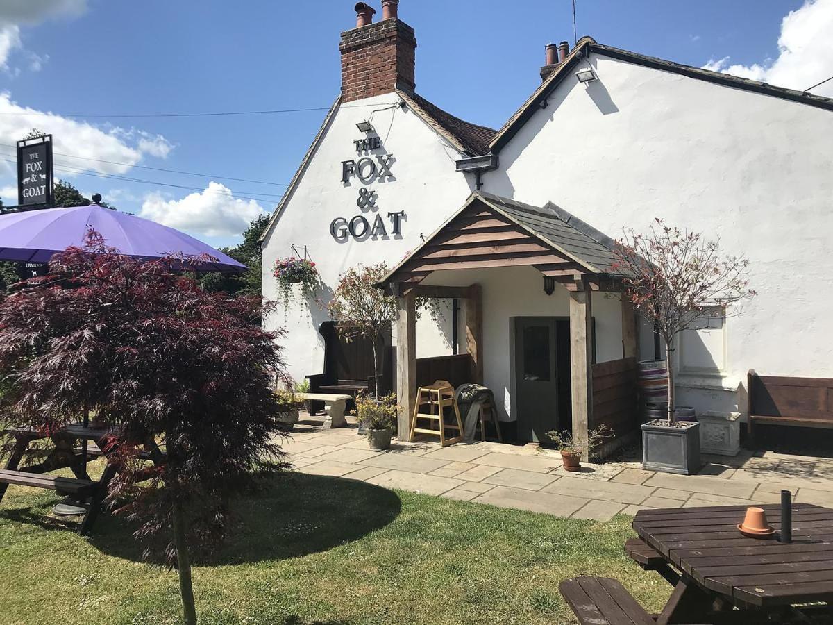 Fox And Goat Hotel Waterstock Екстериор снимка